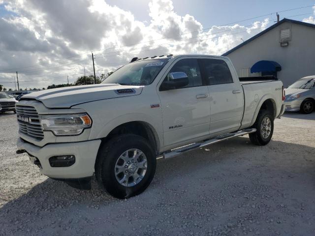 3C6UR5FJ4KG720007 - 2019 RAM 2500 LARAMIE WHITE photo 1