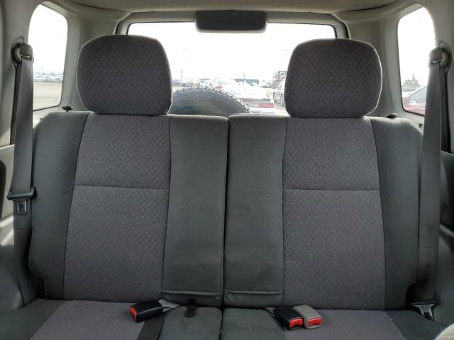 2CNBJ734916922994 - 2001 CHEVROLET TRACKER ZR2 银色 照片 10