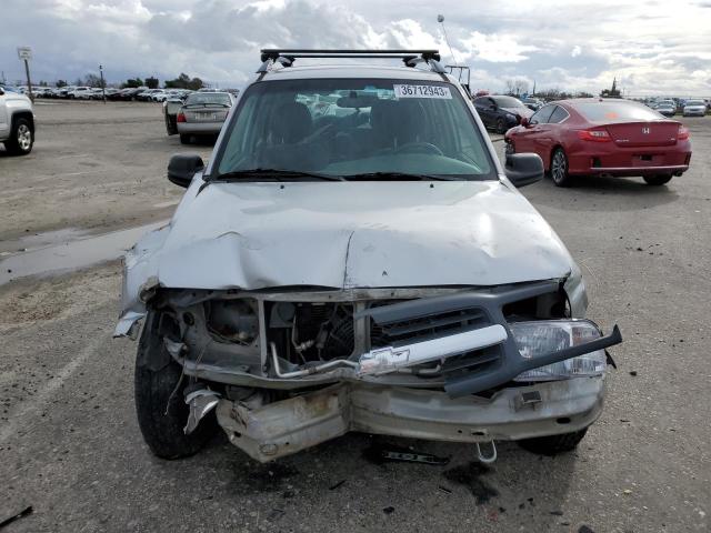 2CNBJ734916922994 - 2001 CHEVROLET TRACKER ZR2 银色 照片 5