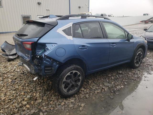 JF2GTAEC9MH201189 - 2021 SUBARU CROSSTREK PREMIUM BLUE photo 3