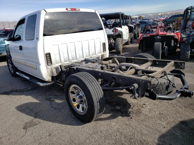 1GCEC19V47Z168392 - 2007 CHEVROLET SILVERADO C1500 CLASSIC WHITE photo 2