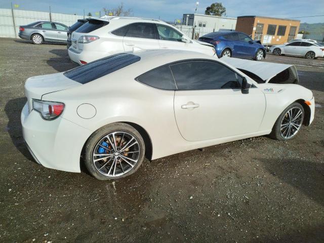 JF1ZNAA12G8701503 - 2016 TOYOTA SCION FR-S WHITE photo 3
