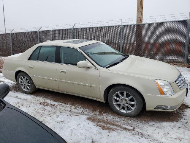 1G6KD5EY0AU134206 - 2010 CADILLAC DTS LUXURY COLLECTION CREAM photo 4