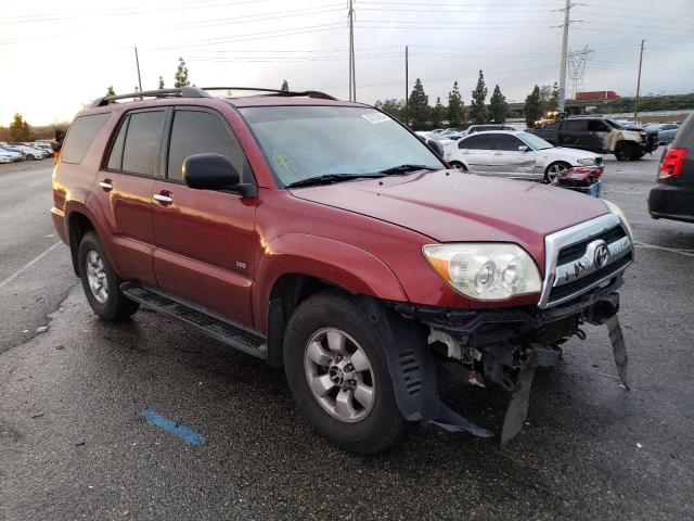 JTEZU14R068048677 - 2006 TOYOTA 4RUNNER SR5 BURGUNDY photo 4