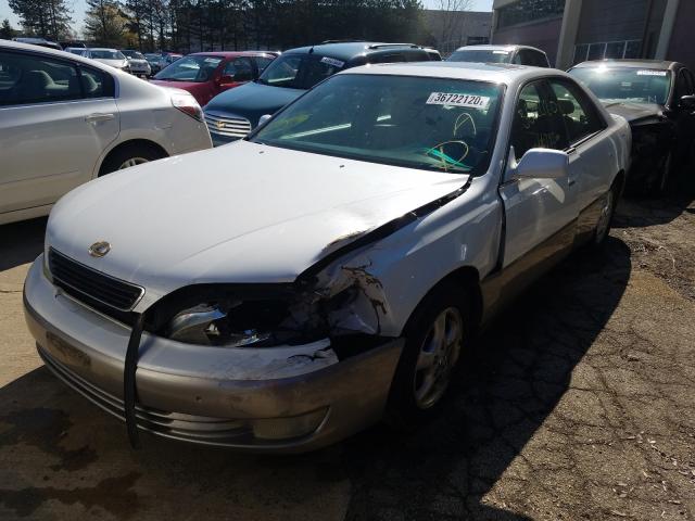 JT8BF28G9W5044240 - 1998 LEXUS ES 300  photo 2