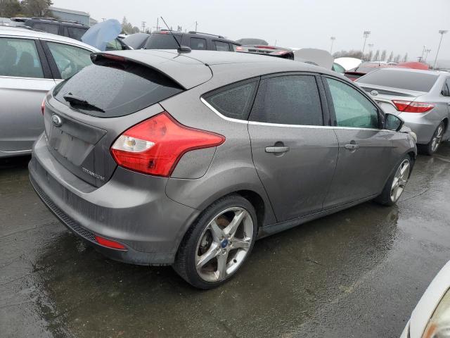 1FAHP3N27CL268143 - 2012 FORD FOCUS TITANIUM GRAY photo 3