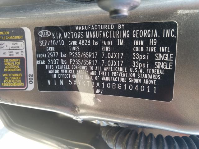 5XYKT3A10BG104011 - 2011 KIA SORENTO BASE  photo 10