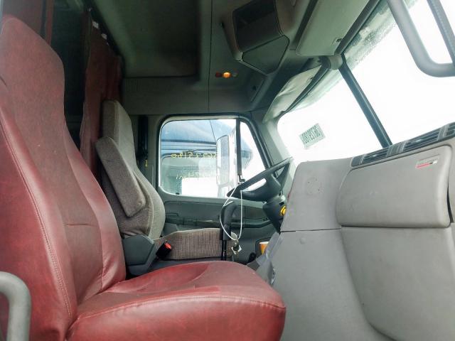 1FUJA6CG03LK52470 - 2003 FREIGHTLINER CONVENTIONAL COLUMBIA  ფოტო 5