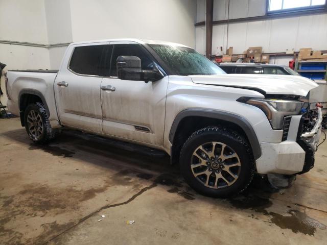 5TFMA5DB4NX014148 - 2022 TOYOTA TUNDRA CREWMAX PLATINUM Weiß Foto 4