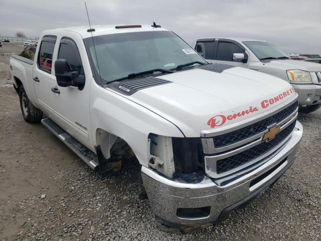 1GC1KXCGXEF140805 - 2014 CHEVROLET SILVERADO K2500 HEAVY DUTY LT WHITE photo 4