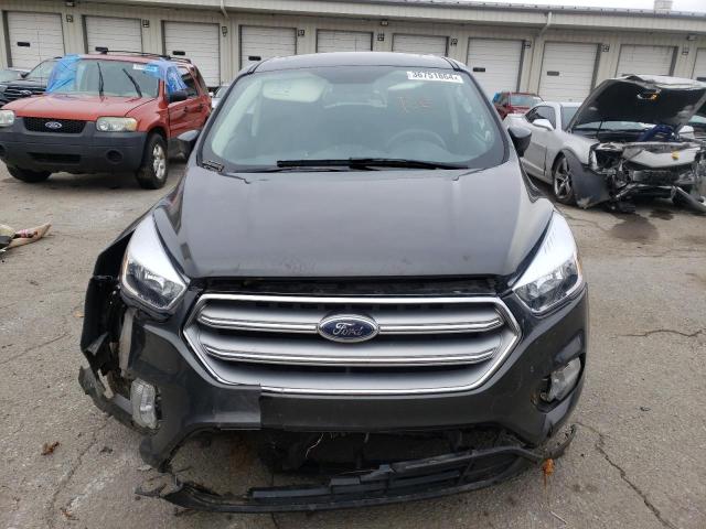 1FMCU0G93HUD44671 - 2017 FORD ESCAPE SE GRAY photo 5