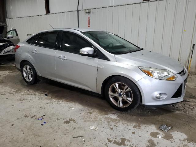 1FADP3F25EL204232 - 2014 FORD FOCUS SE SILVER photo 4