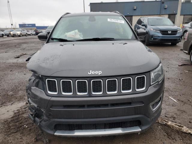 3C4NJDCB2JT336812 - 2018 JEEP COMPASS LIMITED GRAY photo 5