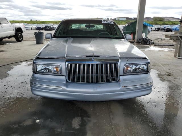 1LNLM81W0TY627169 - 1996 LINCOLN TOWN CAR EXECUTIVE SILVER photo 5