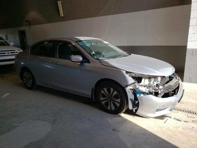 1HGCR2F33DA187056 - 2013 HONDA ACCORD LX SILVER photo 4