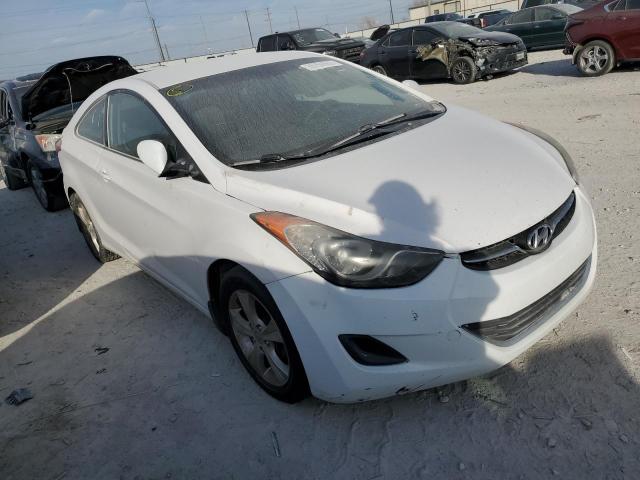 KMHDH6AE8DU020627 - 2013 HYUNDAI ELANTRA CO GS WHITE photo 4