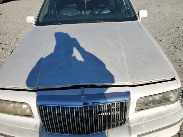 1LNLM81W4SY682903 - 1995 LINCOLN TOWN CAR EXECUTIVE WHITE photo 11