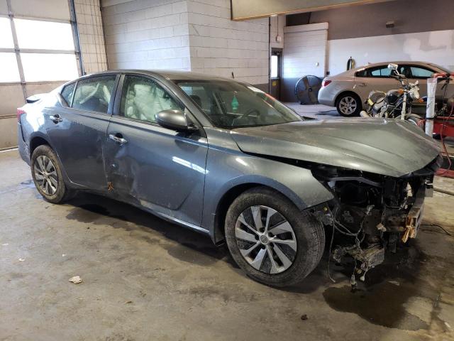 1N4BL4BV1LC202774 - 2020 NISSAN ALTIMA S GRAY photo 4