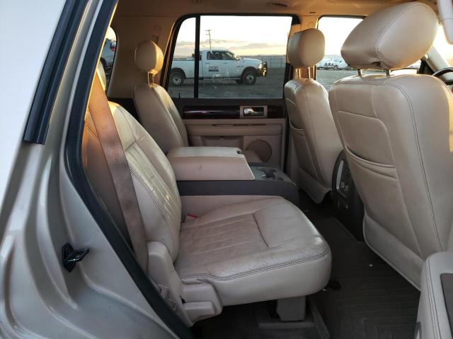 5LMFU28R14LJ24384 - 2004 LINCOLN NAVIGATOR ოქროსფერი ფოტო 11