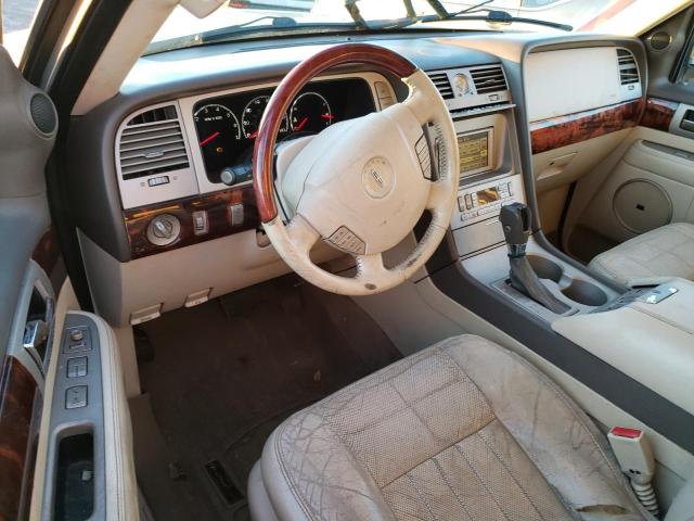 5LMFU28R14LJ24384 - 2004 LINCOLN NAVIGATOR ოქროსფერი ფოტო 8
