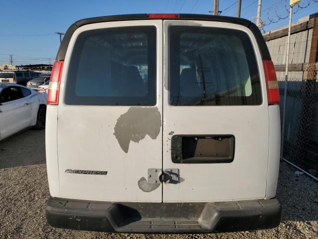 1GCFG15X081106987 - 2008 CHEVROLET EXPRESS G1 WHITE photo 6