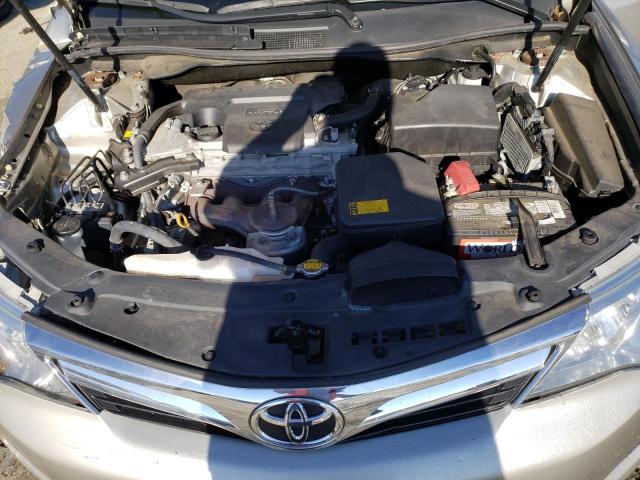 4T4BF1FK6ER382929 - 2014 TOYOTA CAMRY L SILVER photo 11