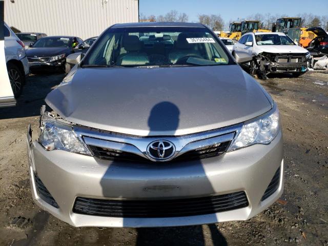 4T4BF1FK6ER382929 - 2014 TOYOTA CAMRY L SILVER photo 5