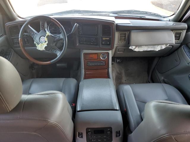 1GYEK63N84R258613 - 2004 CADILLAC ESCALADE LUXURY SILVER photo 8