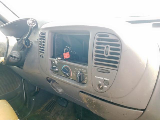 1FTPF17L31NB11813 - 2001 FORD F150  photo 9