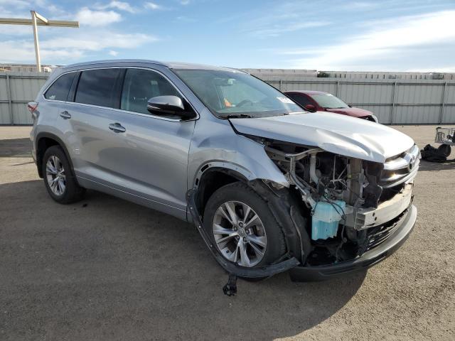 5TDJKRFH3FS112961 - 2015 TOYOTA HIGHLANDER XLE 银色 照片 4