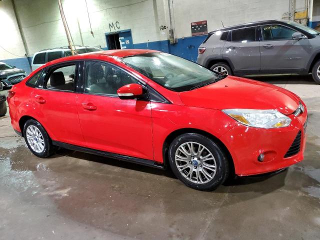 1FAHP3F27CL405967 - 2012 FORD FOCUS SE RED photo 4