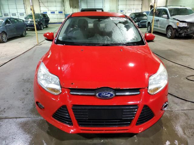 1FAHP3F27CL405967 - 2012 FORD FOCUS SE RED photo 5