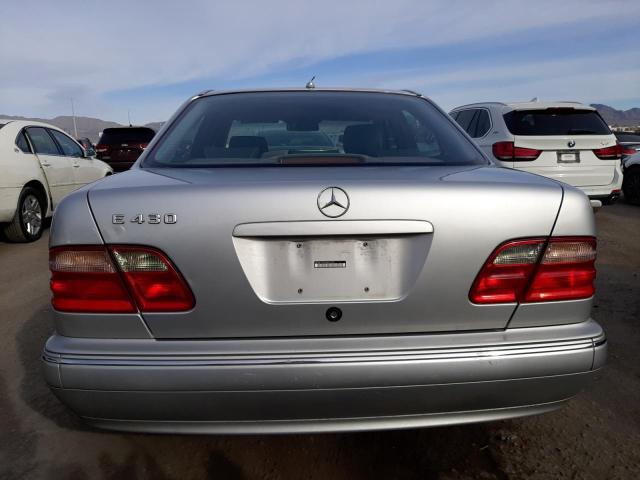 WDBJF70J4YB067932 - 2000 MERCEDES-BENZ E 430 SILVER photo 6