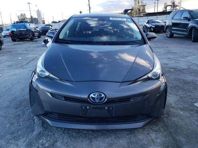 JTDKBRFU8J3060853 - 2018 TOYOTA PRIUS GRAY photo 5