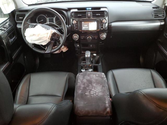 JTEBU5JR7J5531607 - 2018 TOYOTA 4RUNNER SR5/SR5 PREMIUM თეთრი ფოტო 8