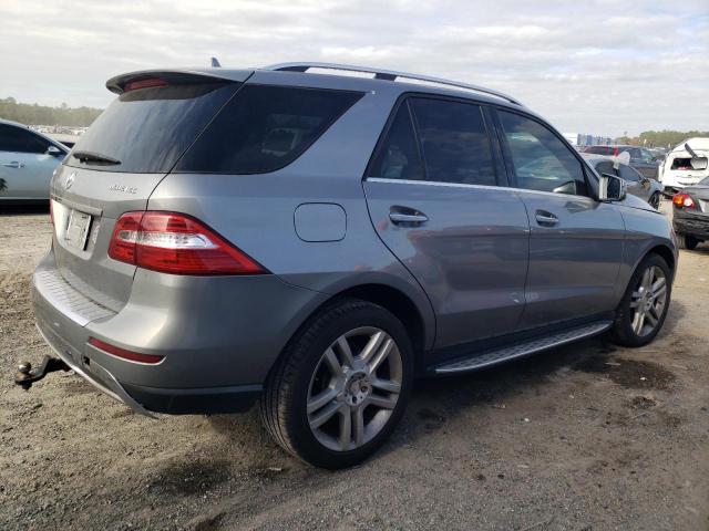 4JGDA2EB6EA328461 - 2014 MERCEDES-BENZ ML 350 BLUETEC SILVER photo 3