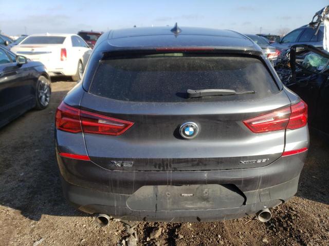 WBXYJ5C3XJEF76918 - 2018 BMW X2 XDRIVE28I GRAY photo 6