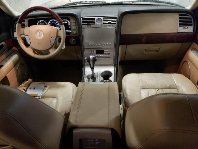 5LMFU28596LJ07834 - 2006 LINCOLN NAVIGATOR თეთრი ფოტო 8