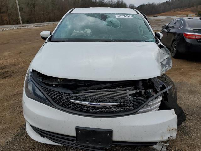 2C4RC1AG6LR187545 - 2020 CHRYSLER VOYAGER L WHITE photo 5