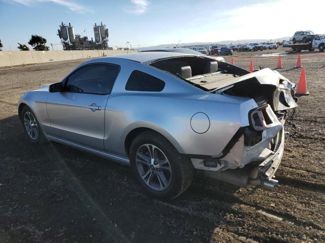 1ZVBP8AMXE5304593 - 2014 FORD MUSTANG SILVER photo 2