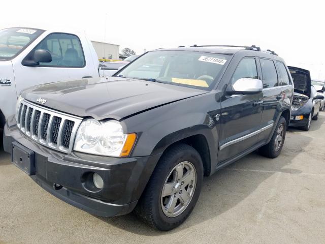 1J8HR68246C201577 - 2006 JEEP GRAND CHEROKEE OVERLAND  photo 2