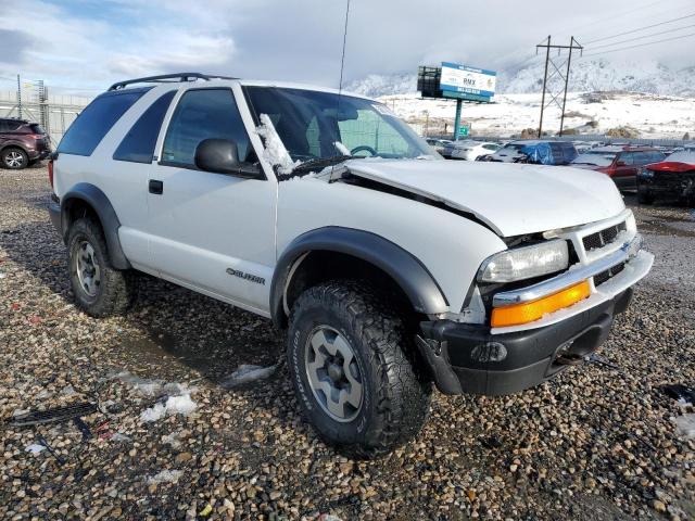 1GNCT18W4WK247786 - 1998 CHEVROLET BLAZER WHITE photo 4