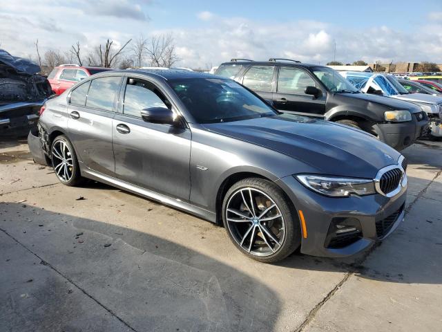 3MW5P7J08N8C36530 - 2022 BMW 330E GRAY photo 4