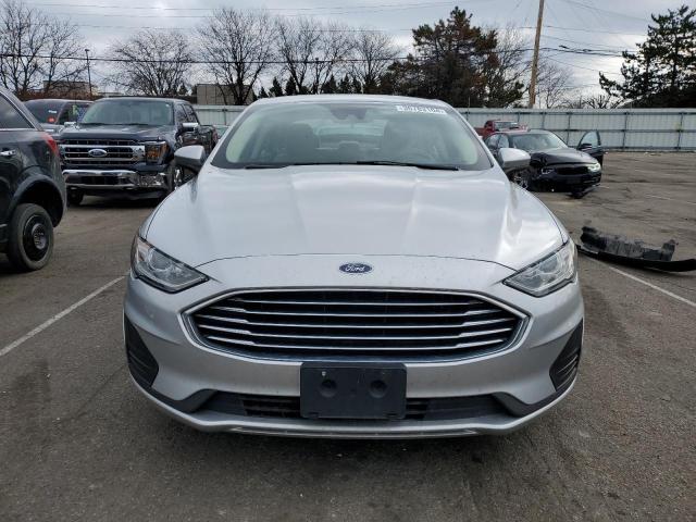 3FA6P0G72KR214537 - 2019 FORD FUSION S SILVER photo 5