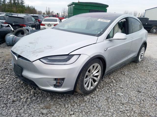 5YJXCAE28JF105281 - 2018 TESLA MODEL X  photo 2