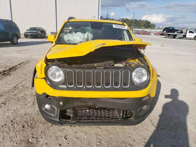 ZACCJABH4JPG99910 - 2018 JEEP RENEGADE LATITUDE YELLOW photo 5