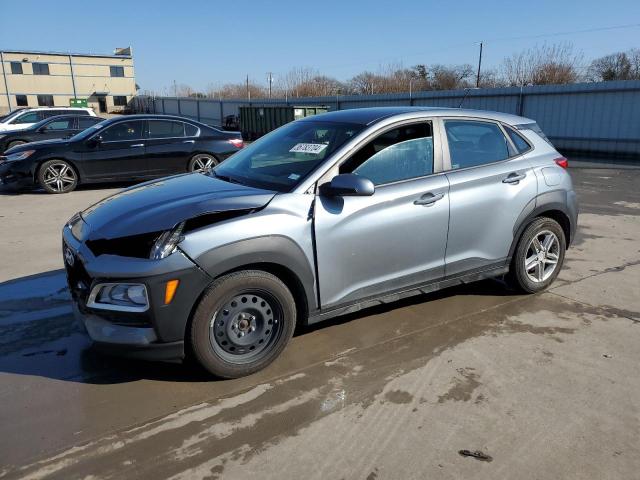 KM8K12AA2LU538751 - 2020 HYUNDAI KONA SE GRAY photo 1