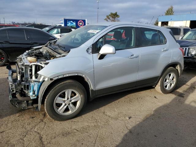 3GNCJNSB6HL270880 - 2017 CHEVROLET TRAX LS SILVER photo 1