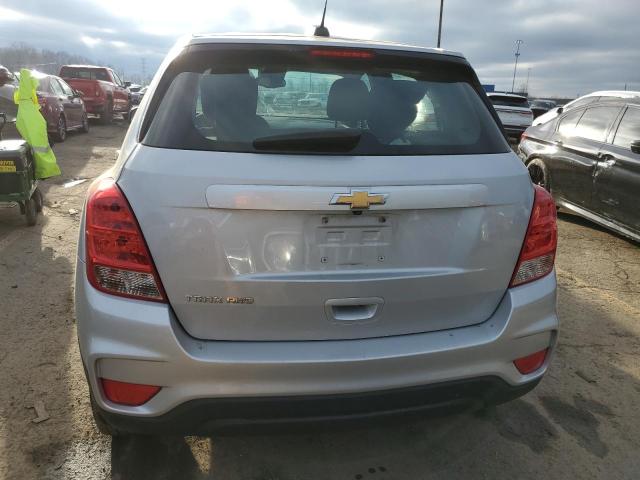 3GNCJNSB6HL270880 - 2017 CHEVROLET TRAX LS SILVER photo 6