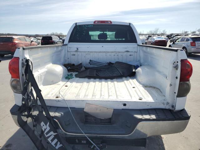 5TFRU54108X014575 - 2008 TOYOTA TUNDRA DOUBLE CAB WHITE photo 6